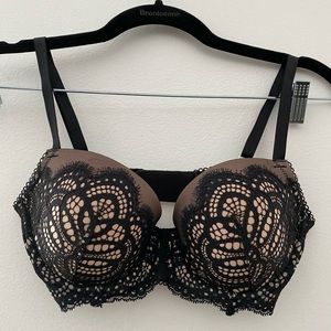 Victoria’s Secret Dream Angels Lined Demi 32DD